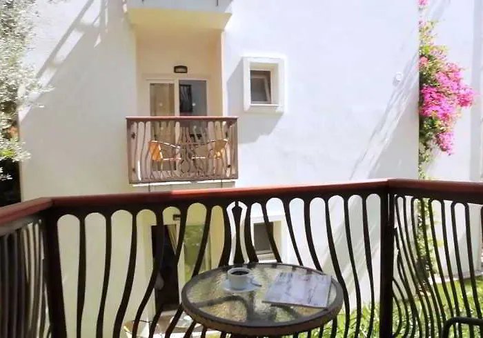 Hotel Sina (adults Only)