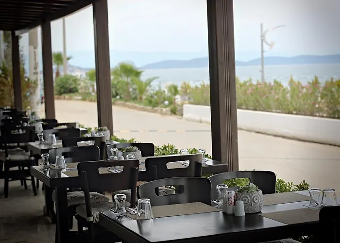 Ξενοδοχείο Sina (adults Only) 4*