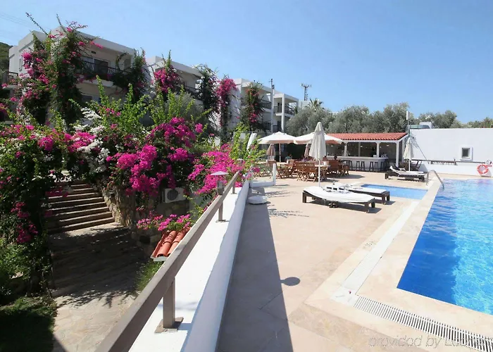 Sina (adults Only) Hotel 4*