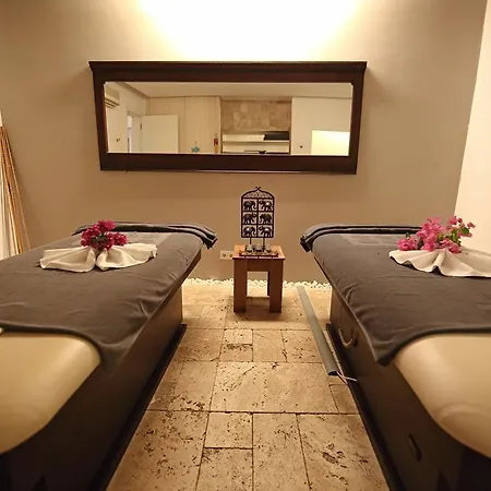 Otel Sina (adults Only)
