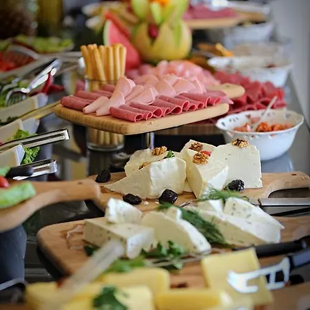 فندق Sina (adults Only)
