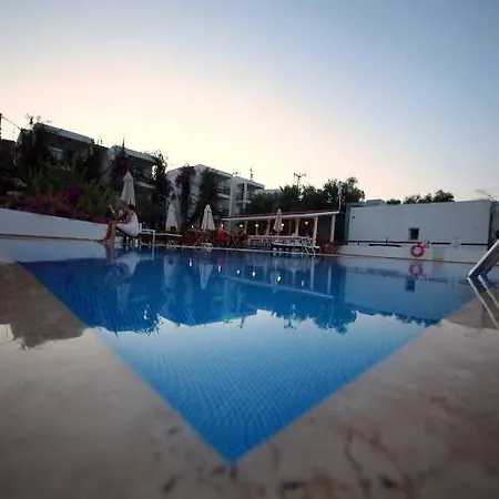 Sina (adults Only) فندق توربا